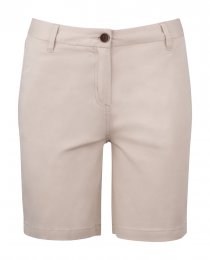 Short moderne et bien ajust&eacute;